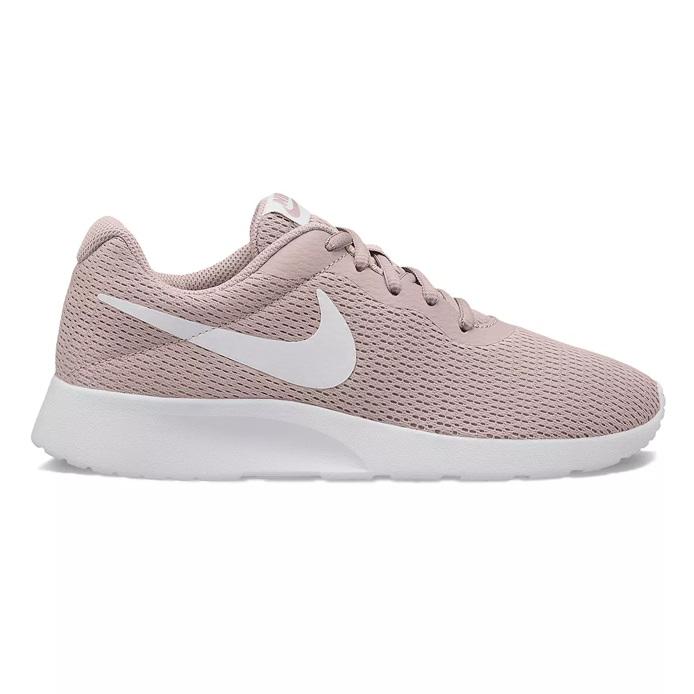 Nike Tanjun Women's Sneakers 42 Nike Tanjun Women's Sneakers - Image 40