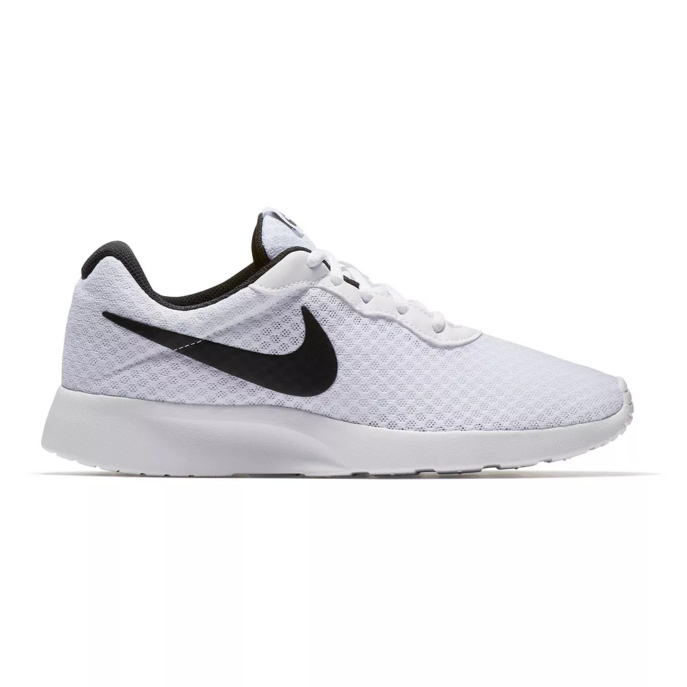 Nike Tanjun Women's Sneakers 8 Nike Tanjun Women's Sneakers - Image 6