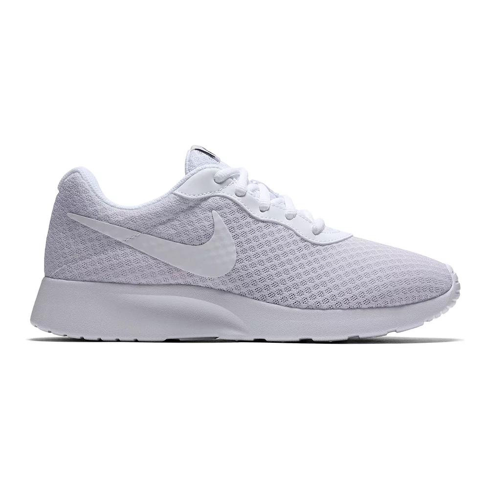 Nike Tanjun Women's Sneakers 5 Nike Tanjun Women's Sneakers - Image 3