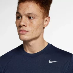 Men's Nike Dri-FIT Legend Tee -Active & Workout Clothes Store 4502345 ALT3